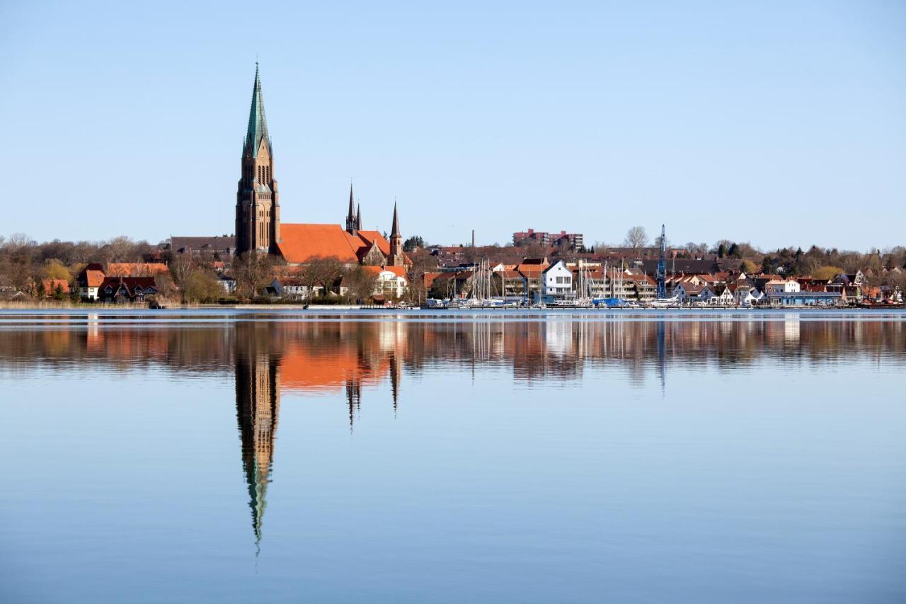 Hausboot Hilja Hotel Schleswig Kültér fotó
